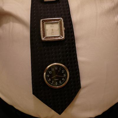 CRAVATE-MONTRES