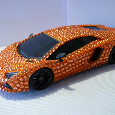 LAMBORGHINI AVENTADOR